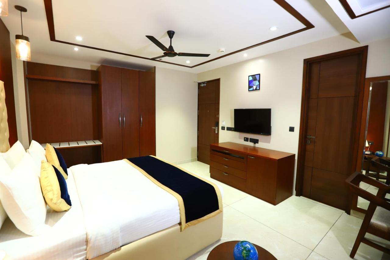Sanca International Hotel In Patel Nagar Delhi Nuova Delhi Esterno foto